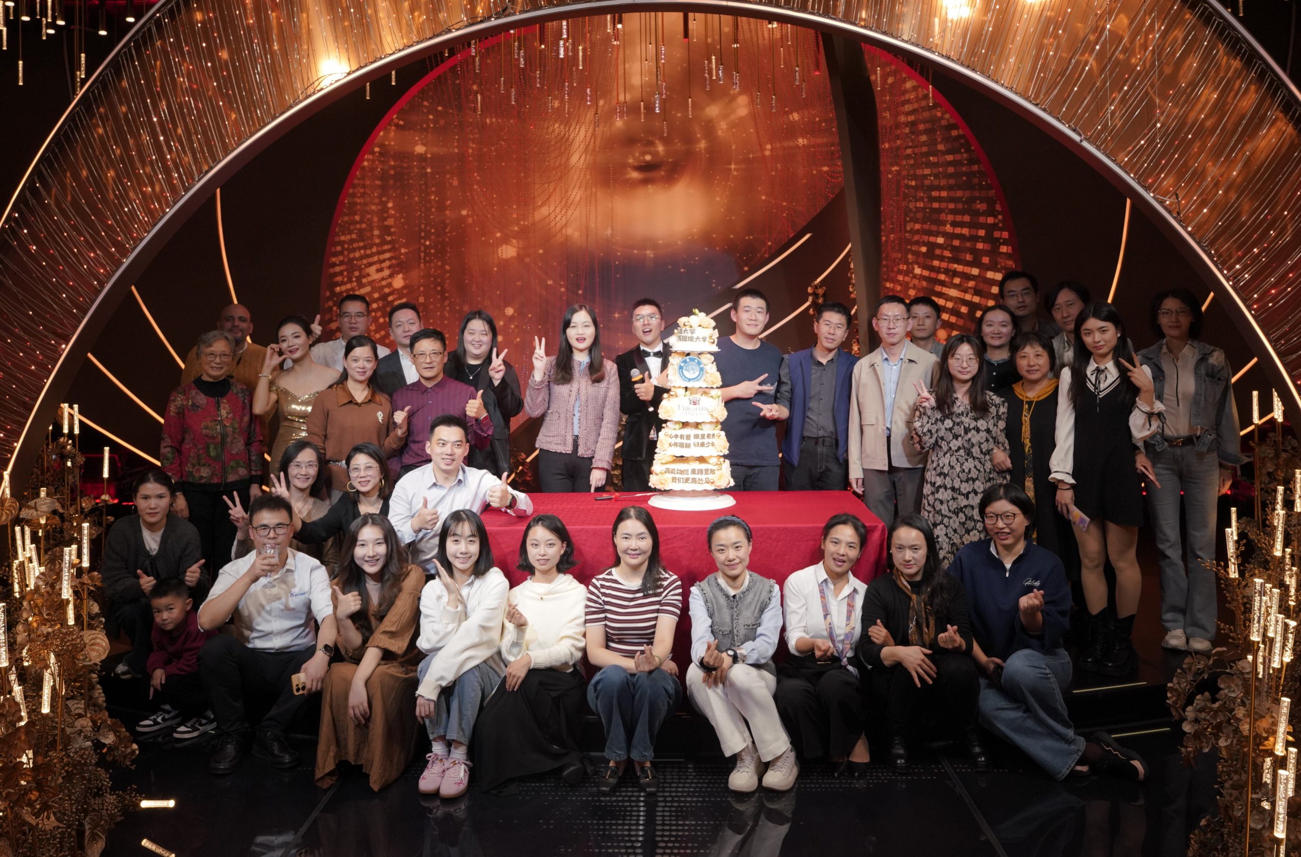 南昌大学中法国际企业管理2025届研究生毕业典礼暨学位授予仪式圆满举行