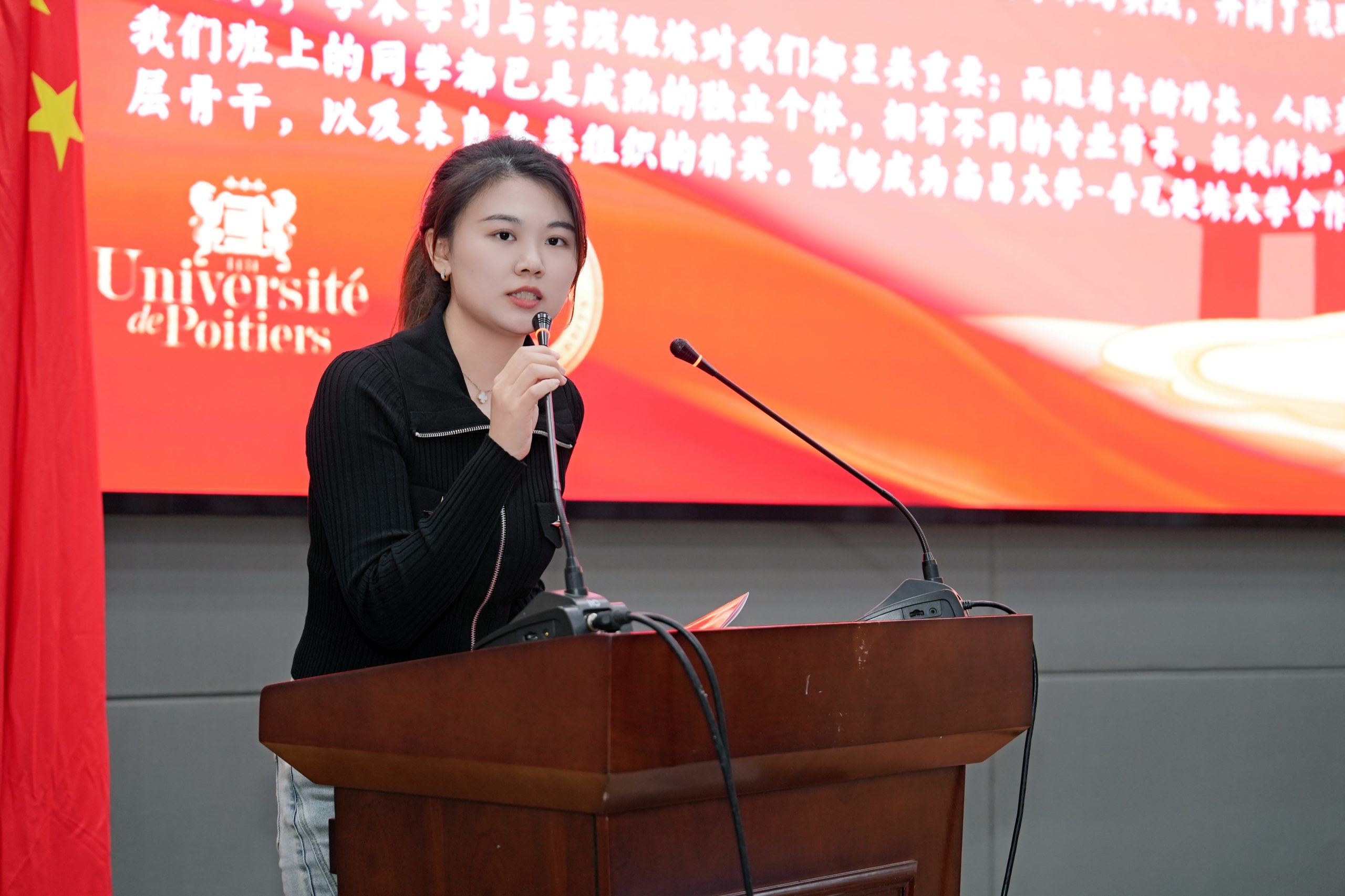 【南昌大学2025级中法硕士开学纪实 | 当普瓦提埃遇见赣江之滨】